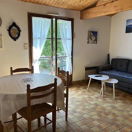 Maison Avec Jardin, A 300m De La Plage, 2 Chambres, 4 Couchages, Terrasse Et Barbecue - Fr-1-224b-158 * 누아르무티에 앙 릴